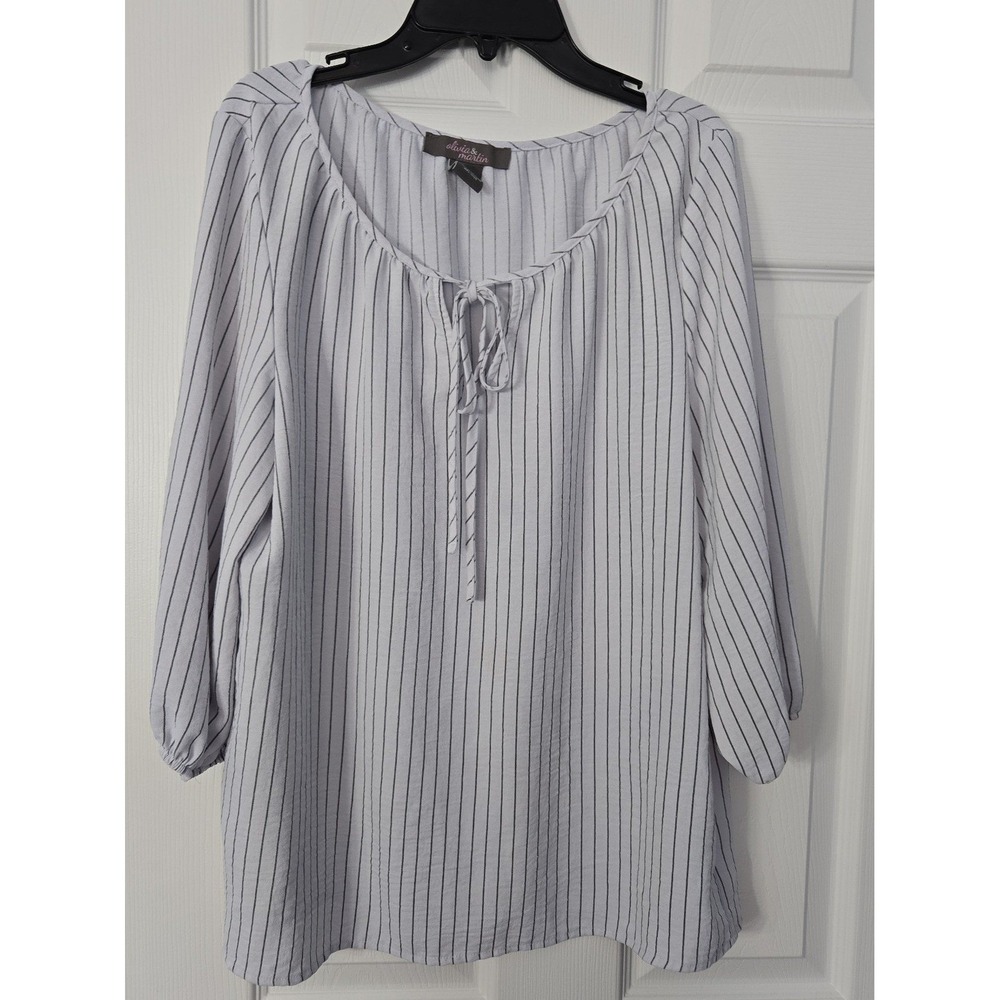 Olivia & Martin‎ Womans Blouse 3/4 Sleeve Size Medium